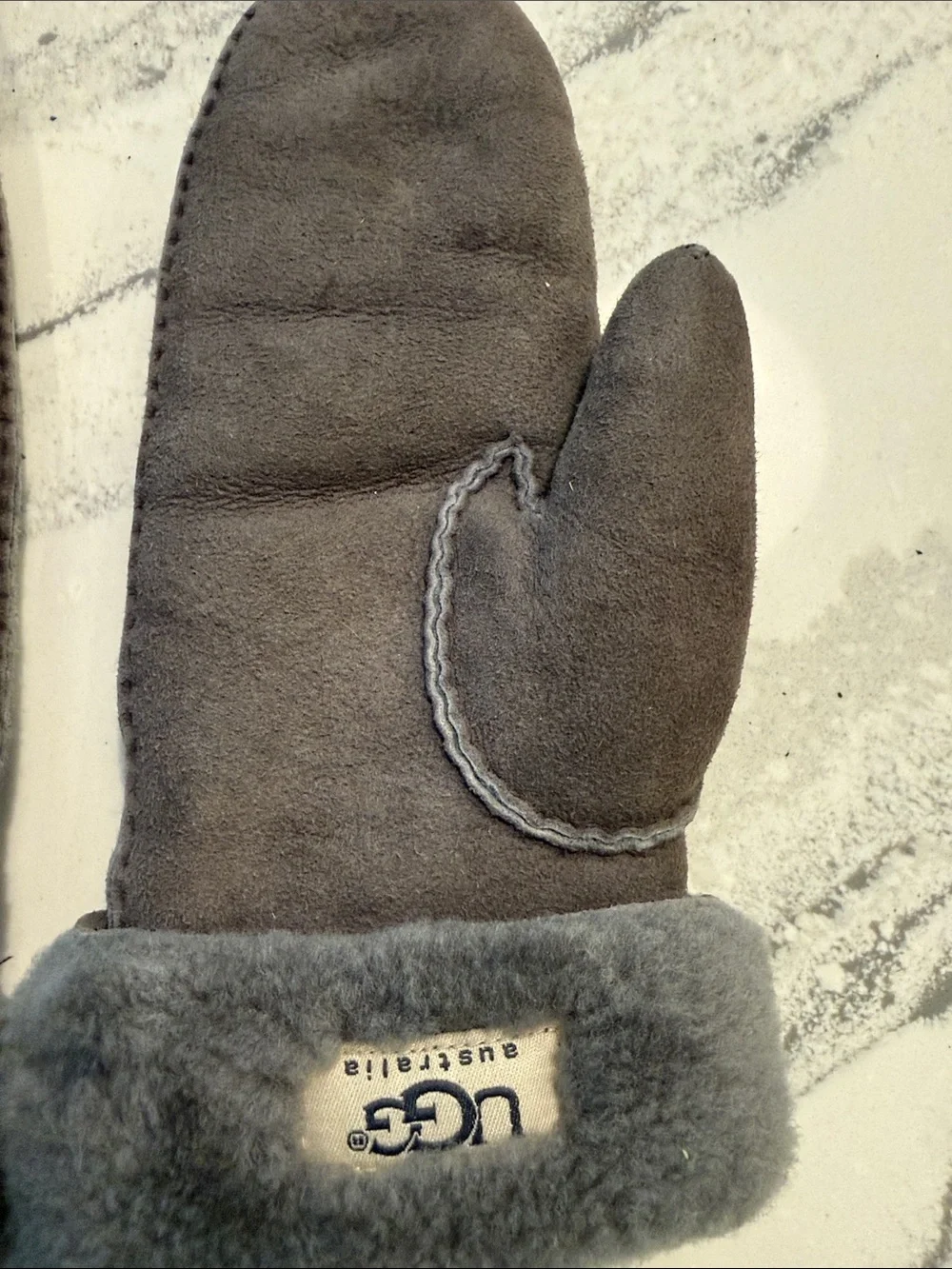 UGG Women's Sheepskin Embroider Mittens